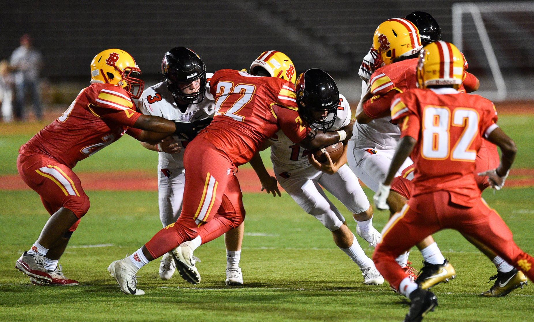 090619-mda-spt-rocky-football-052a.jpg